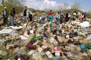 plastic-bottle-pollution