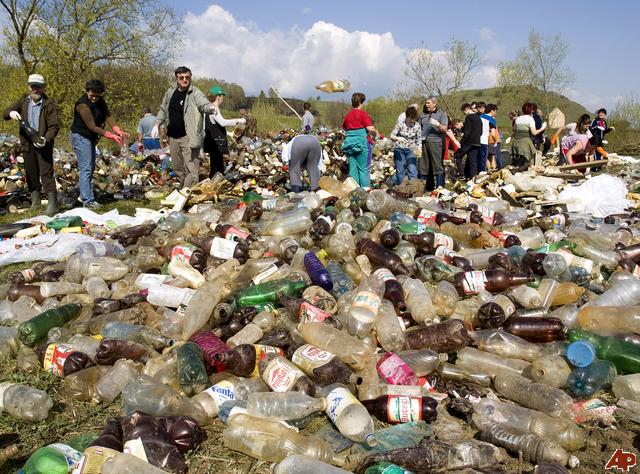 plastic-bottle-pollution