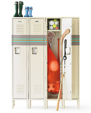 lockers e