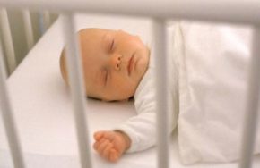 baby cot monitor emmisions
