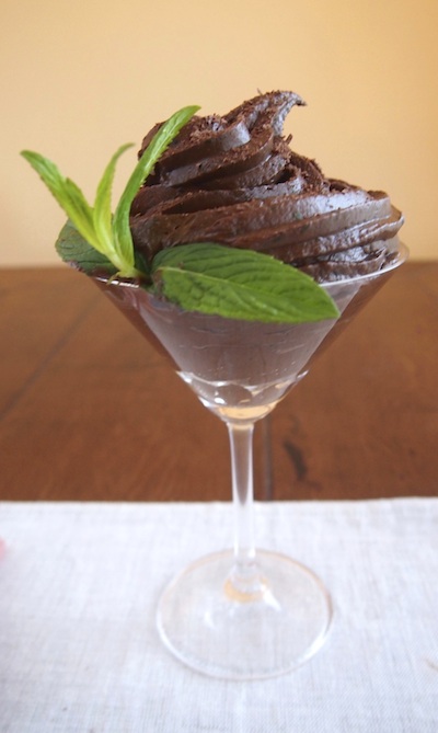 Chocolate Mousse Recipe - Raw chocolate mint mousse