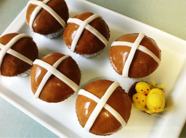 Hot Cross Cupcakes Recipe