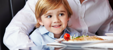 tips for stress free dining with kids