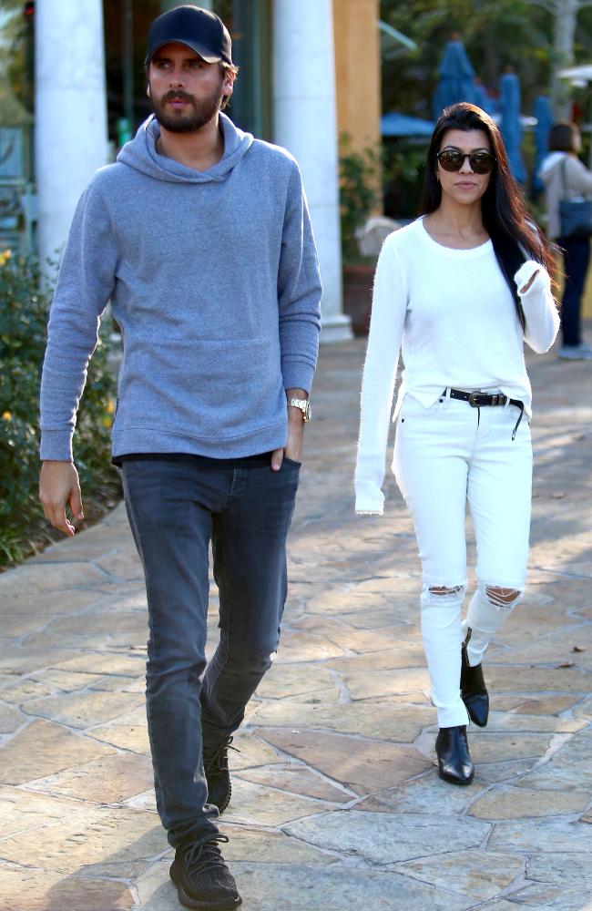 Kourtney Kardashian Seen Out With Ex Boyfriend Scott Disick   Kourt 