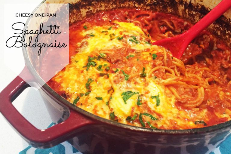 cheesy one pan spaghetti bolognaise