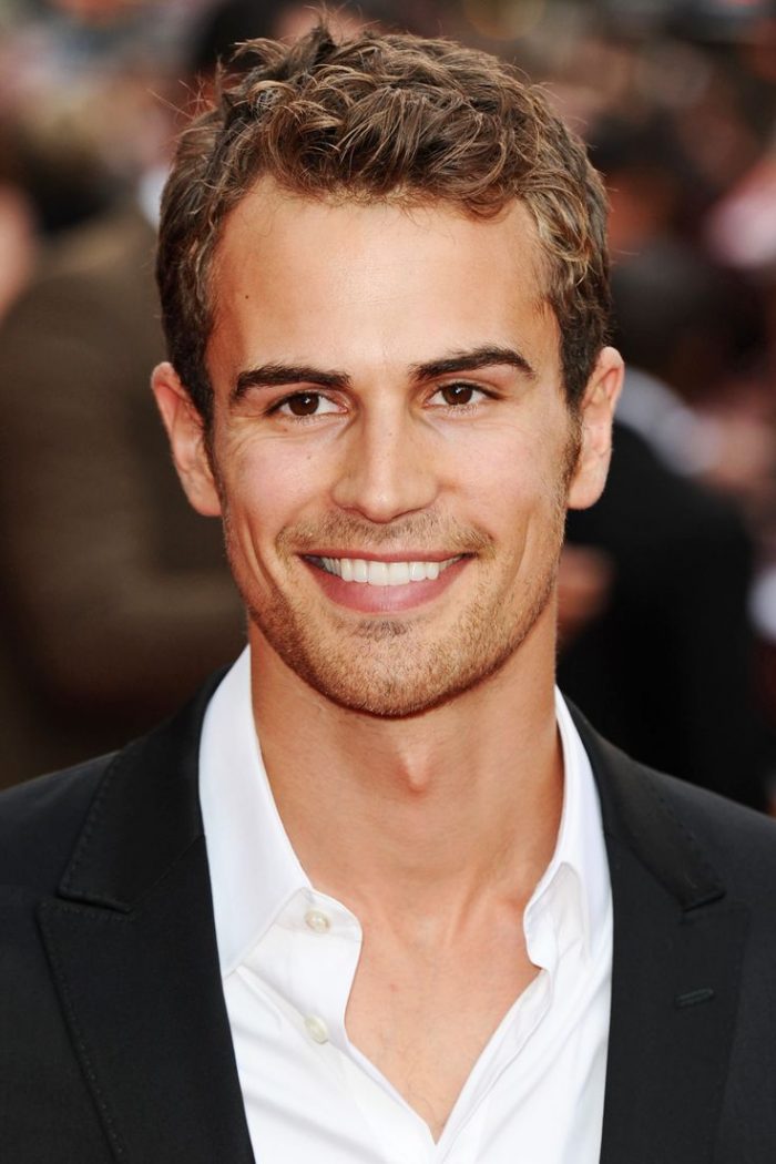 British Actor Theo James Is Confirmed As The New Bond - Mum's Lounge