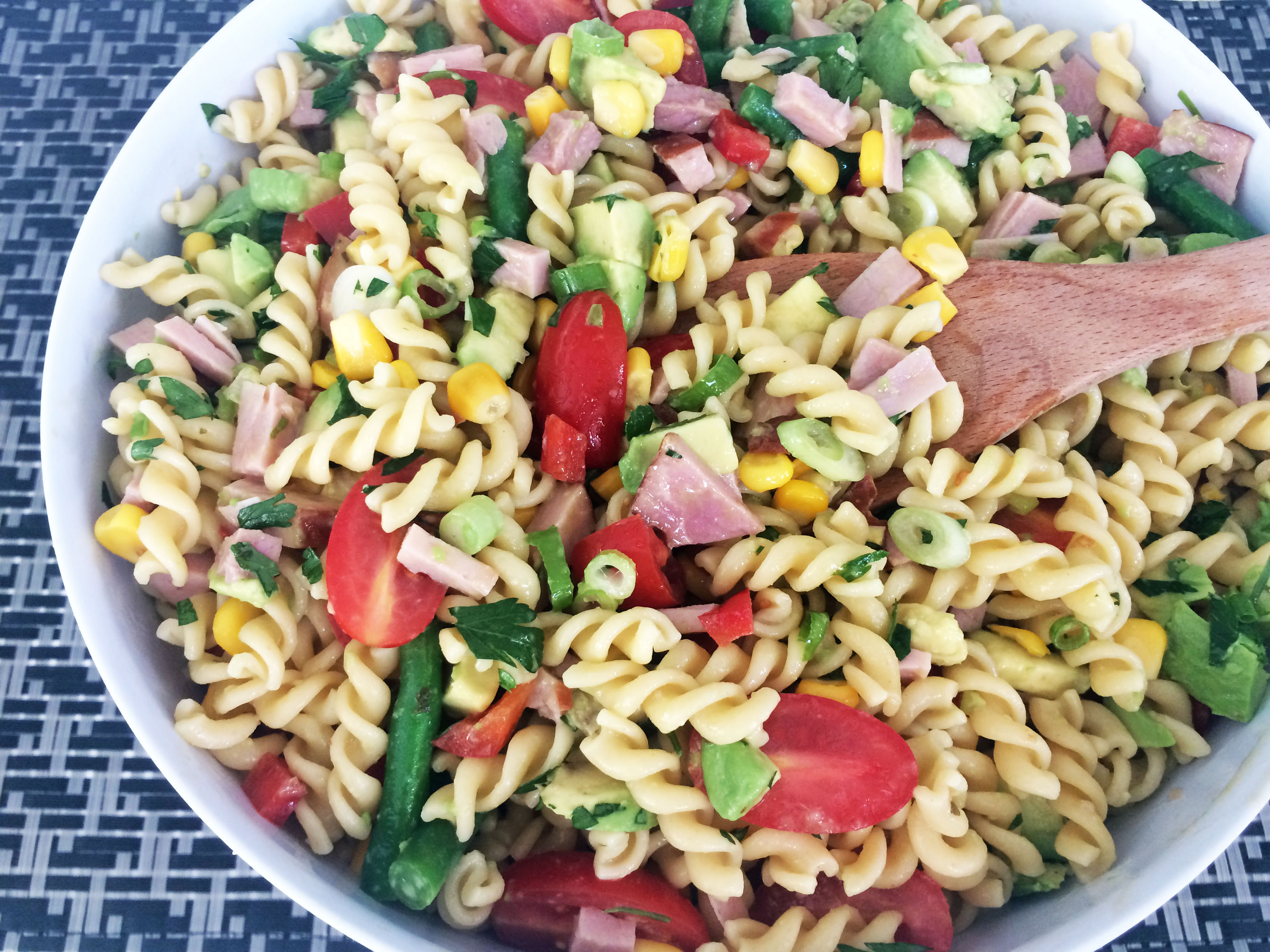 If you're look for an easy italian pasta salad recipe then you found i...