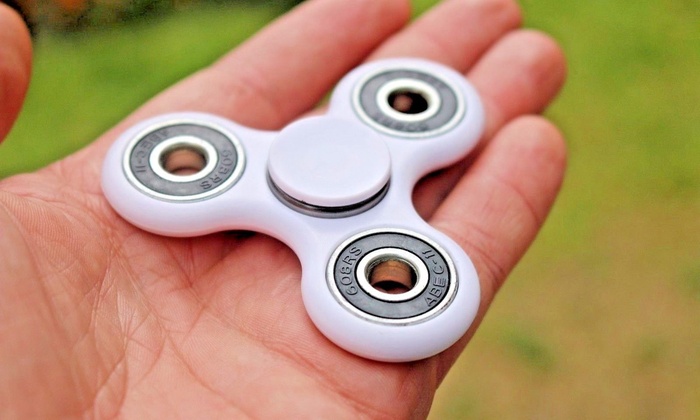 fidget spinners