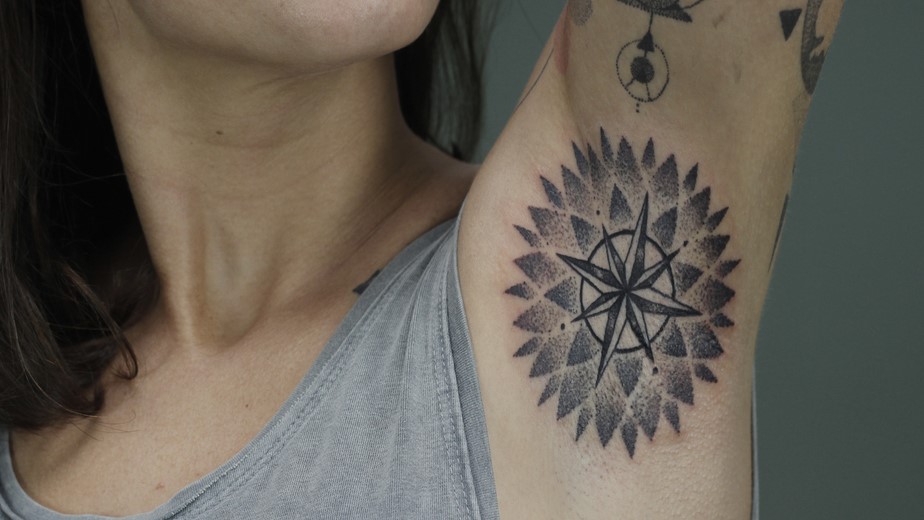 Armpit Tattoos Are the Hottest (and Also the Sweatiest) Trend to Hit Instag...