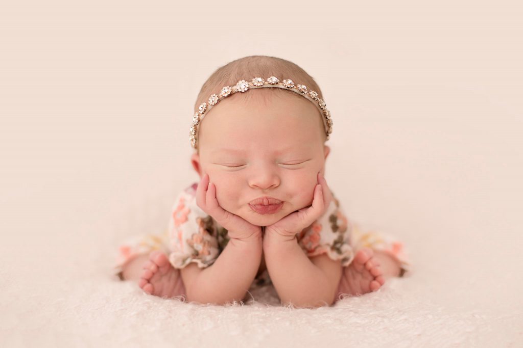 tips for photographing newborns