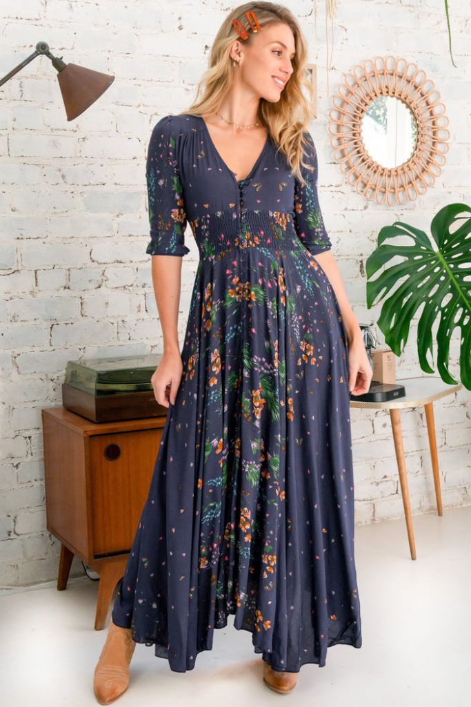 21 Boho Maxi Dresses Perfect for Autumn and Winter - Mumslounge