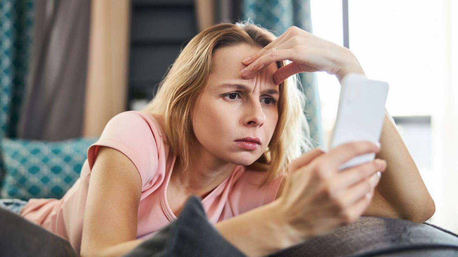 “My Neighbour Is Calling Me a Scammer for Selling Items That I Picked